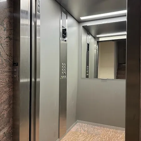 Sofia Top Central Apartments Апартамент *